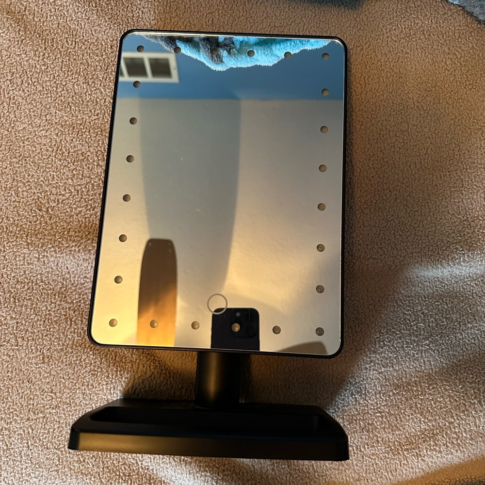 Makeup Light Mirror